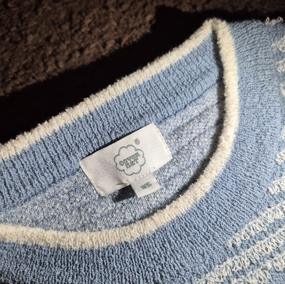 Blue And White Knit Ser - image 2